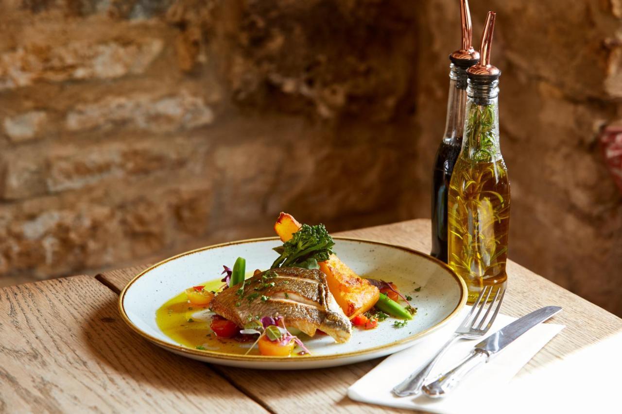 The Crown Inn, Church Enstone ชิปปิงนอร์ตัน ภายนอก รูปภาพ